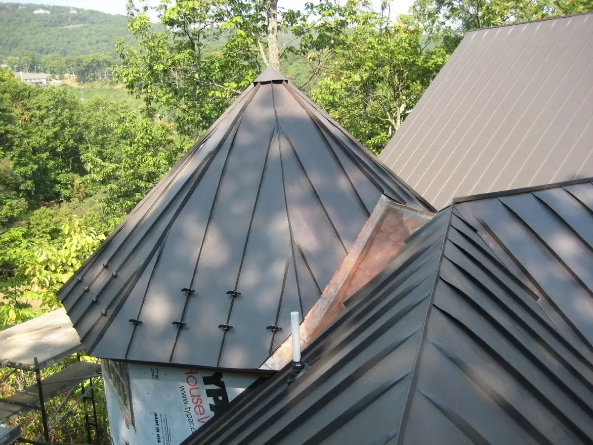 Professional Shingle Replacement & Repair by Craftsman Roofing in Oak Park