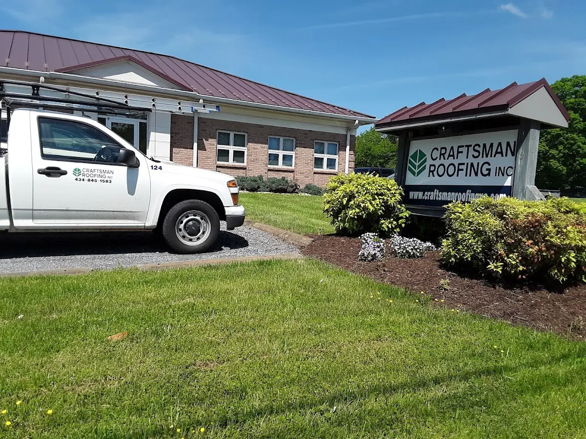 Quality Roof Replacement by experienced craftsmen in Oak Park